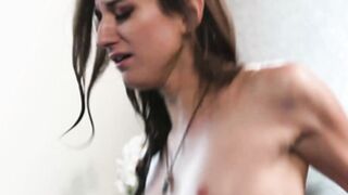 Andi Rose fucks bigdick & fucked while being massaged