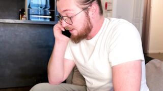 Alva takes control of her photo shoot...