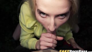 Blonde Vanessa Hillz revealed her boobs which made my meat hard enough to fuck h