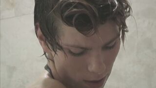 BeddableBoys: Kayl ORiley Plays With His Dick In the Shower & Hits The Couch H