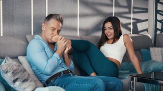 Martina Smeraldi & Totti Enjoy a Rewarding Day of Pleasure in A Good Day's Work