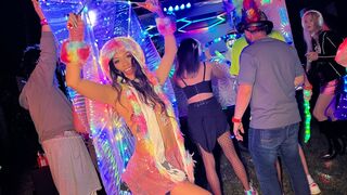 Luxe La Fox & Lucas Frost Light Up the Night at a Silent Disco Bash