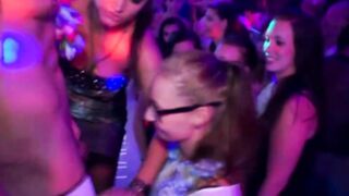 Hardcore porno clubbing